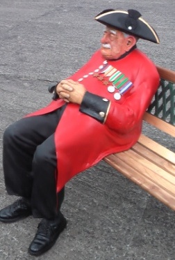 Chelsea Pensioner by sculptor Richard Austin